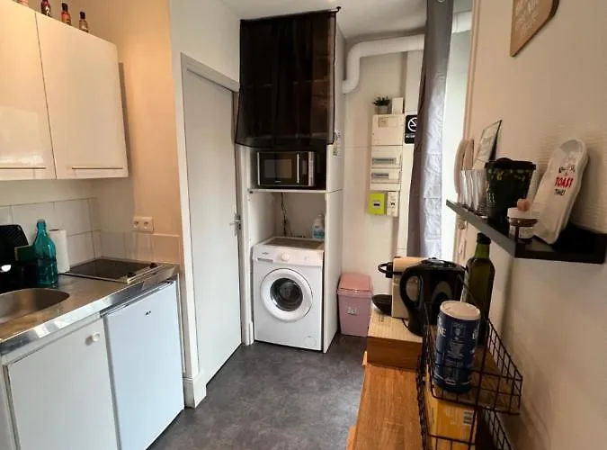 Appartement Av Republique Avec Parking *